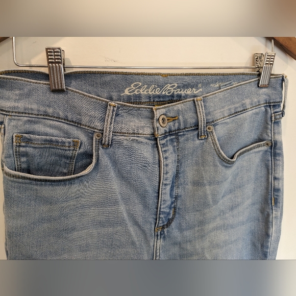 Eddie Bauer Slightly Curvy Highrise Skinny Jeans Size 8 tall - Picture 3 of 4